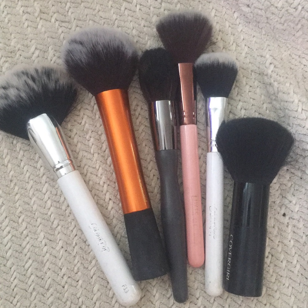 Lot of Face Brushes